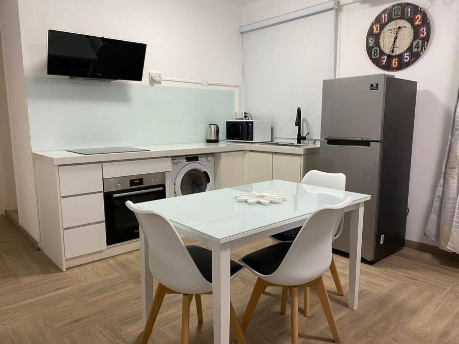 Lovely Apartment Near Beach Flic en Flac Экстерьер фото